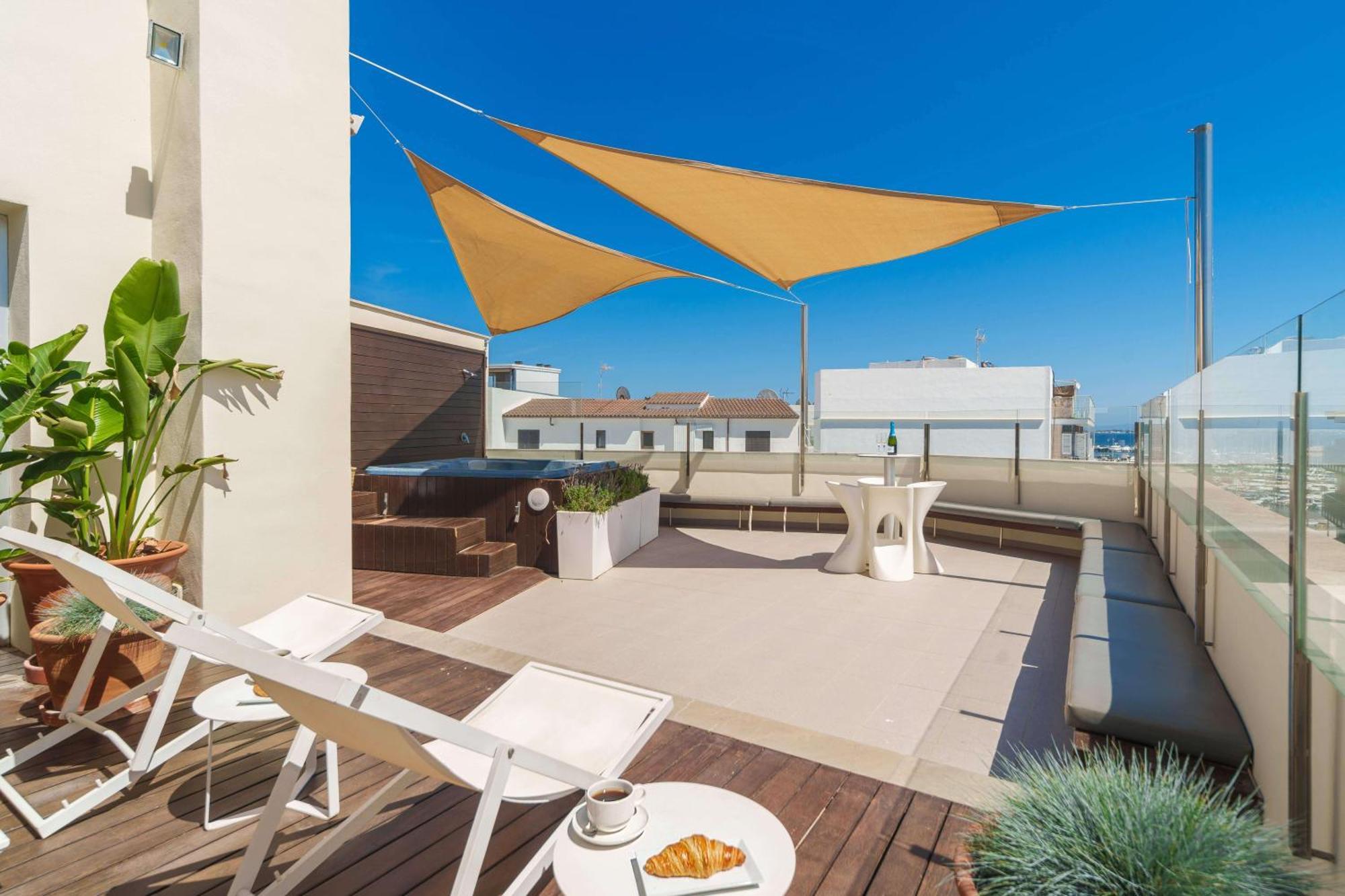 Mar Calma Hotel Puerto Pollensa Exterior foto